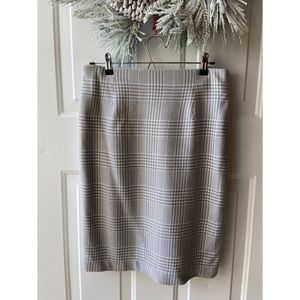 Evan Picone Pencil Plaid Skirt Fully Lined